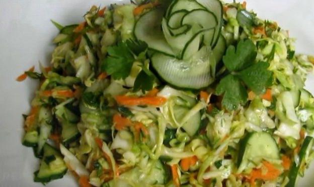 Как приготовить вкусный капустный салат
